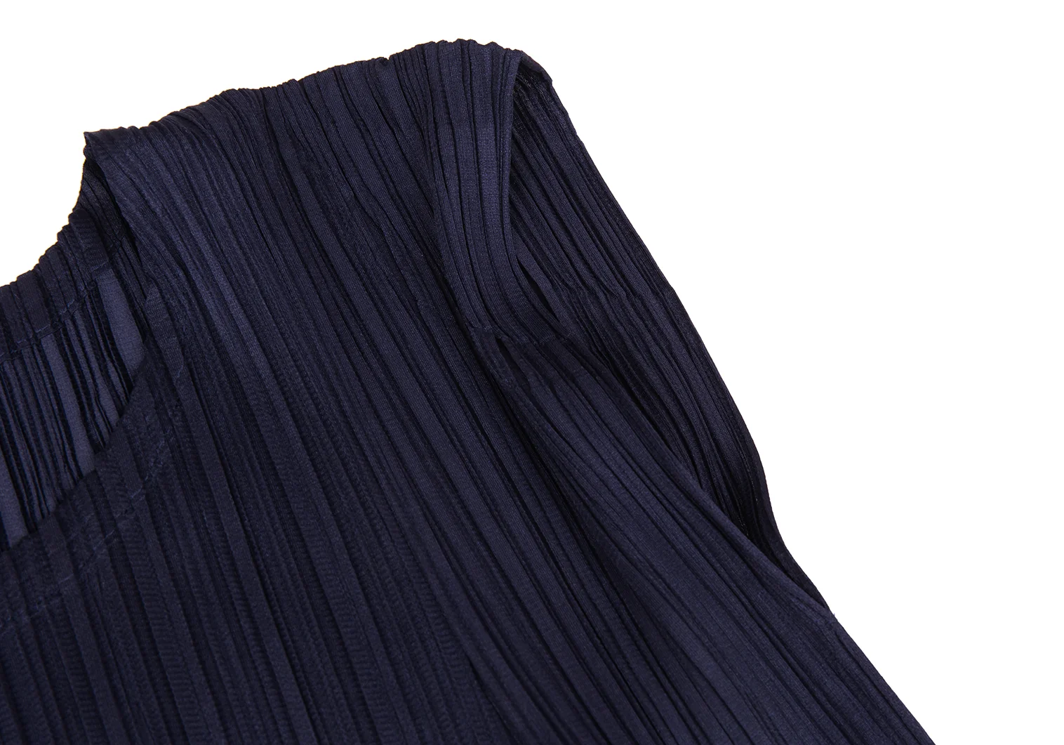 プリーツプリーズ　ノースリーブ　ネイビー　紺　3 PLEATS PLEASE(プリーツプリーズ) バイカラーノースリ Delta