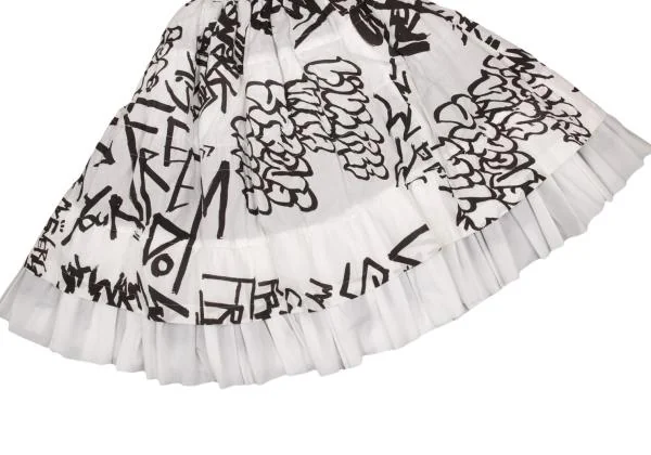 COMME des GARCONS Multiple Hem Lettering Print Voluminous Skirt K-156700_007