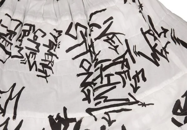 COMME des GARCONS Multiple Hem Lettering Print Voluminous Skirt K-156700_010