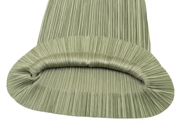【数量限定】旧モデル在庫処分セールを開催します！ プリーツプリーズPLEATS PLEASE 光沢プリーツロングスカート 黄 スカート