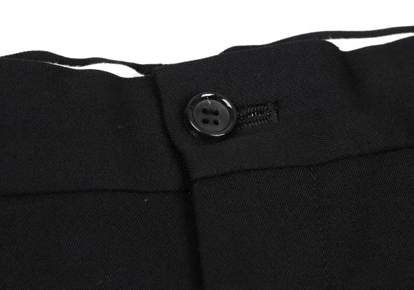 COMME des GARCONS Wool Gaba Tuck Shorts K-157589_003
