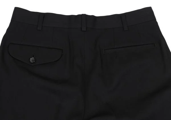 COMME des GARCONS Wool Gaba Tuck Shorts K-157589_011