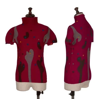 ISSEY MIYAKE me Stretch Pleats Drop Dot Print Top