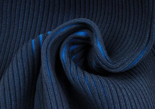 イッセイミヤケISSEY MIYAKE リブ変形クロップドパンツ 紺2 K-159045_008