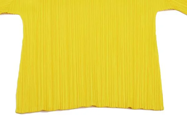 PLEATS PLEASE Hight-neck T-shirt K-159230_009