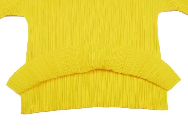 PLEATS PLEASE Hight-neck T-shirt K-159230_010