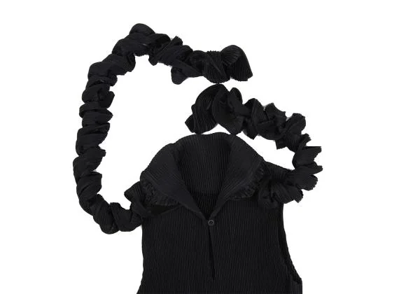 ISSEY MIYAKE FETE Pleated Twisted Design Sleeveless Top K-159371_006