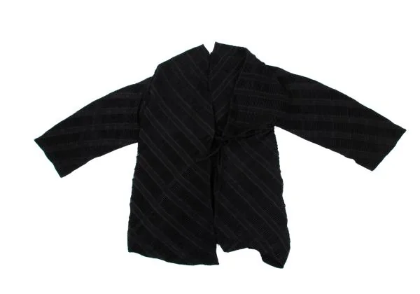 イッセイミヤケISSEY MIYAKE シースルーストライプ織り変形ラップコート 黒M位 K-159643_002