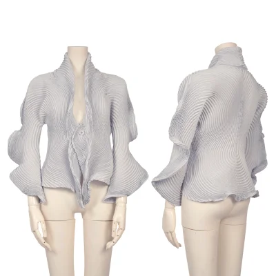ISSEY MIYAKE 3D Steam Stretch Wave Pleats Jacket