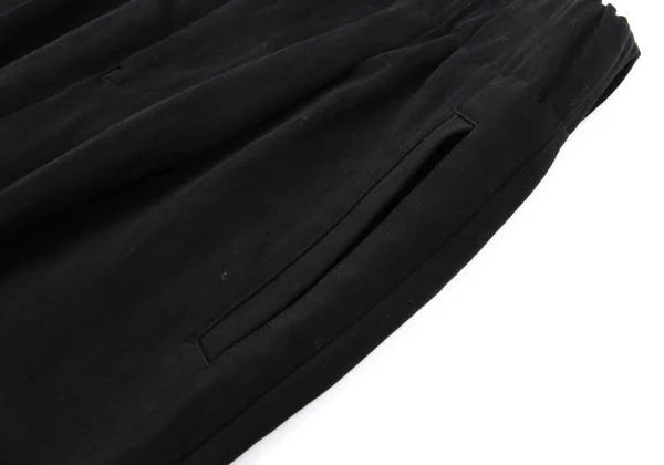イッセイミヤケISSEY MIYAKE コットンリネンタックテーパードパンツ 黒1 K-159651_004