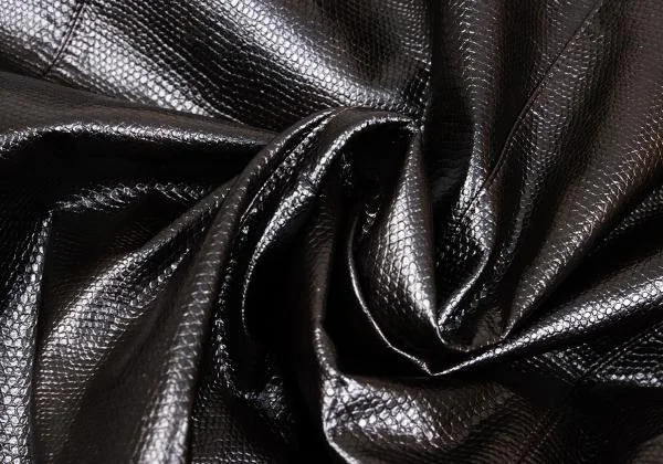 VIVIENNETAM Fur Collar Emboss Synthetic Leather Coat K-159734_017