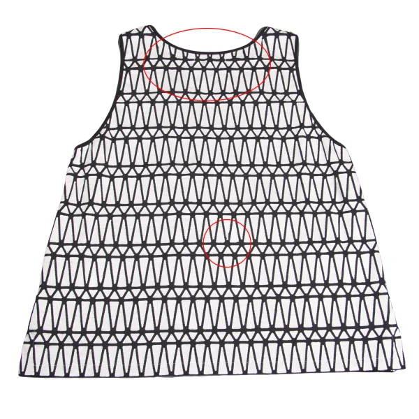 ISSEY MIYAKE Patch Design Sleeveless Top K-159892_014