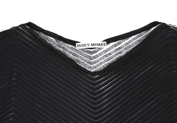 ISSEY MIYAKE Zigzag Pleats Sleeveless Top K-159893_004
