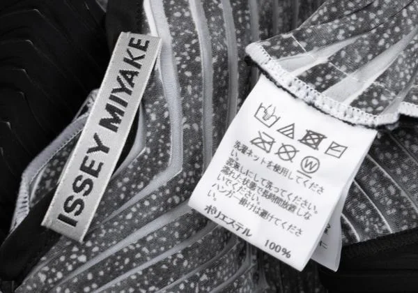 ISSEY MIYAKE Zigzag Pleats Sleeveless Top K-159893_013