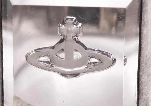 Vivienne Westwood Square Orb Ring K-159955_009