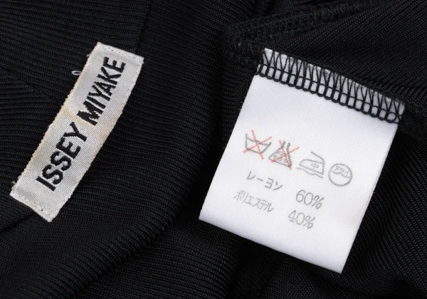 ISSEY MIYAKE Drape Neck Long Sleeve T-shirt K-160413_014