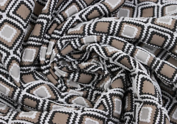 ISSEY MIYAKE Geometric Emboss Long Jacket K-160428_013