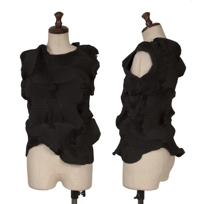 ISSEY MIYAKE 3D Steam Stretch Pleats Sleeveless Top