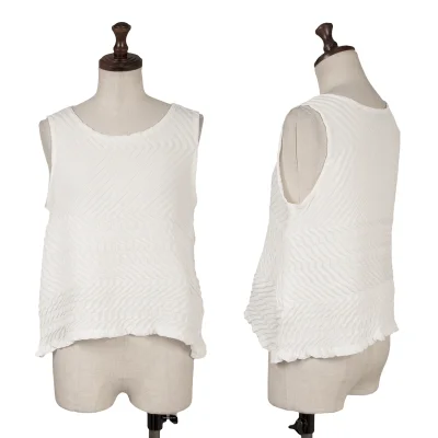 ISSEY MIYAKE Zigzag Embossed Pleated Tank Top