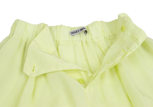 ISSEY MIYAKE Pleats Side Volume Shorts K-160599_005