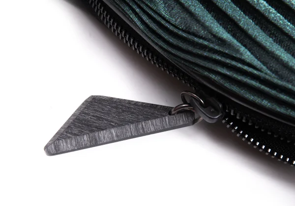 ISSEY MIYAKE 3D Steam Stretch Pleated Bag K-160616_010