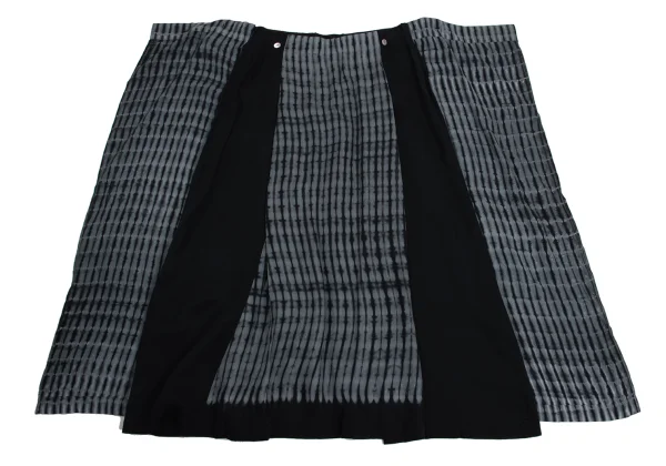 ISSEY MIYAKE HaaT Dyed Cupra Pleated Skirt K-161061_010