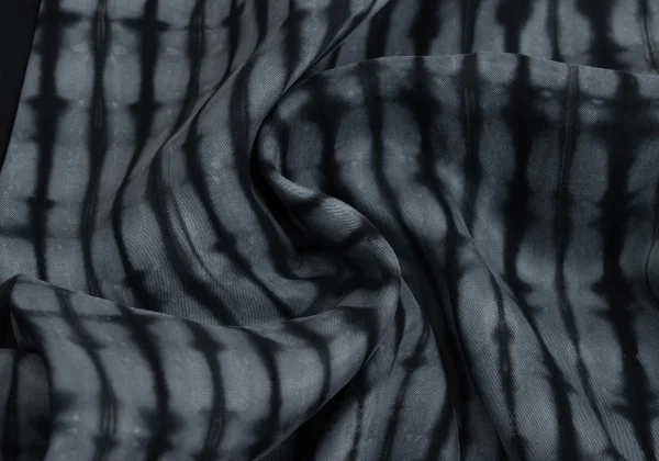 ISSEY MIYAKE HaaT Dyed Cupra Pleated Skirt K-161061_012