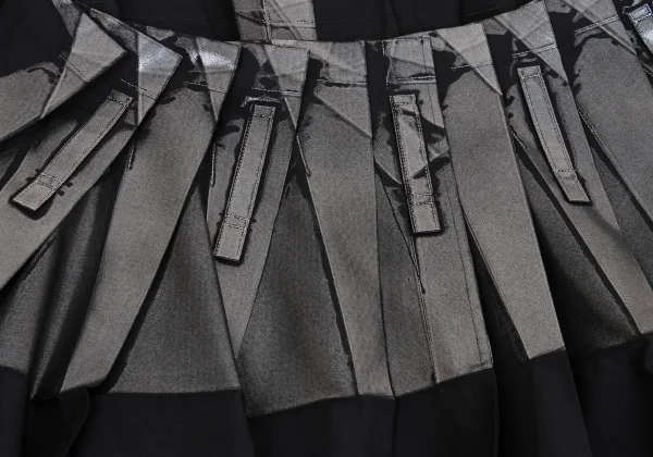 ISSEY MIYAKE 132 5. Foil Printed Pleats Skirt K-161434_012
