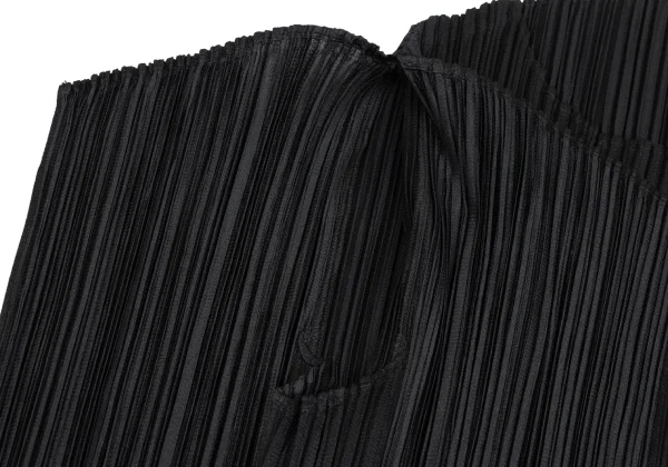 PLEATS PLEASE Pleated Sleeveless Top K-161443_008