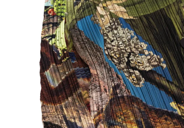 PLEATS PLEASE AURORA JUNGLE Animal Pattern Pleated Coat K-161504_009