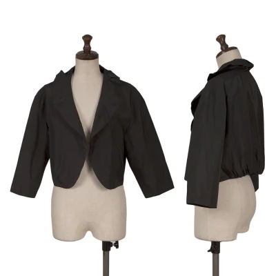 Leilian Tuck Collar Short Buttonless Jacket