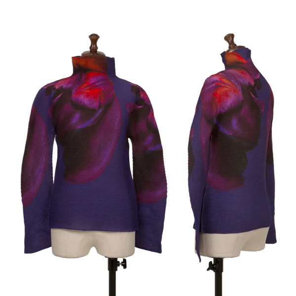 ISSEY MIYAKE me Graphic Printed Stretch Pleats T-shirt Purple,Red Free K-161752_001
