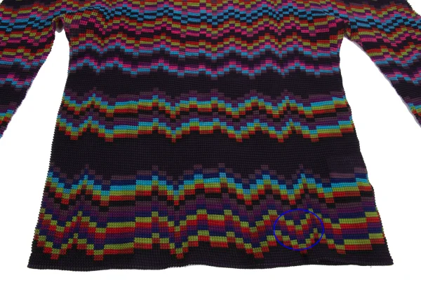 ISSEY MIYAKE me Colorful Wave Printed Stretch Pleats High Neck T-shirt K-161754_008