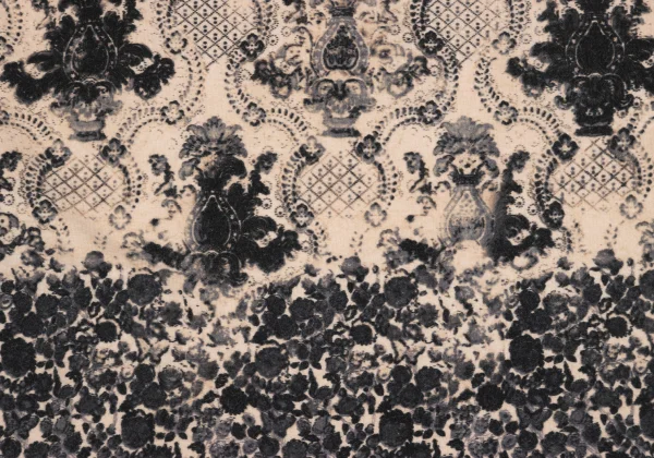 ISSEY MIYAKE Damask-patterned High-neck Top K-161966_012