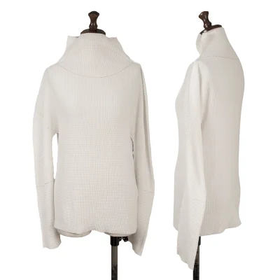 ISSEY MIYAKE me A-POC INSIDE Mesh Stretch Pleats Cutwork Top