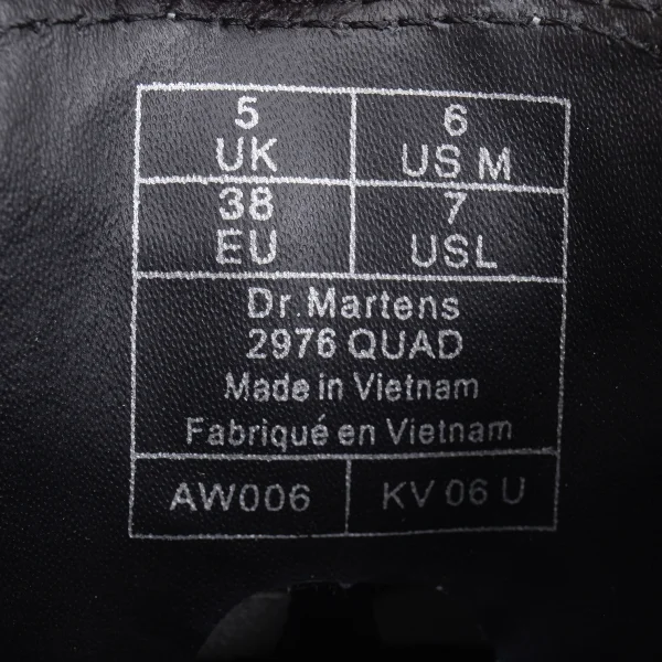 Dr.Martens 2976 Leather Side-gore Chelsea Boots K-162080_017