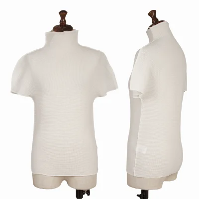 ISSEY MIYAKE me Stretch Pleated High Neck T-shirt