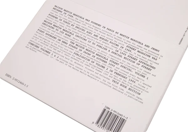 Maison Martin Margiela STREET SPECIAL EDITION VOLUME 1&2 Look Book K-162200_011