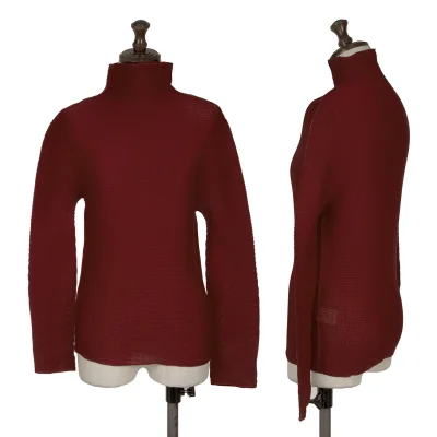 ISSEY MIYAKE me Stretch Pleated High Neck T Shirt
