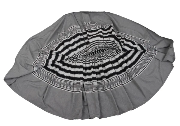 ISSEY MIYAKE PERMANENTE Rib Switching Stripe Skirt K-162323_009