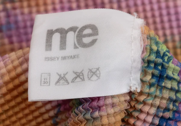 ISSEY MIYAKE me Marble Printed Stretch Pleats T Shirt K-162566_012