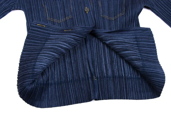 PLEATS PLEASE Denim Printed Shirt Jacket K-162572_011
