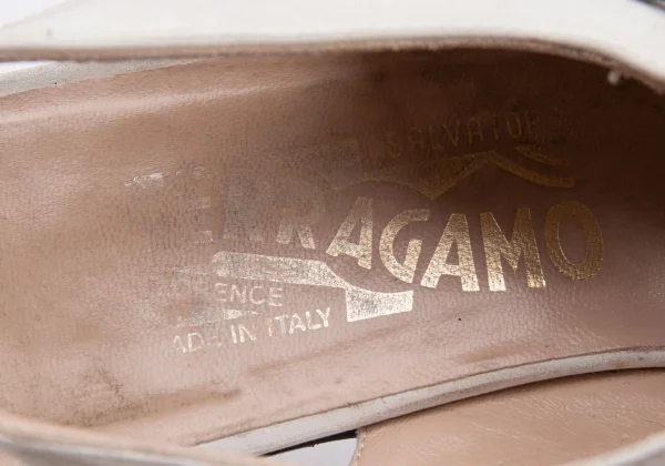 Salvatore Ferragamo Wingtip Shoes K-162657_019