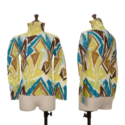 ISSEY MIYAKE me Graffiti Printed Stretch Pleats High Neck T-shirt