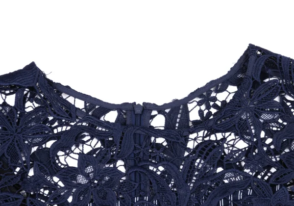 VIVIENNETAM Floral Lace Sleeveless Top K-162745_004