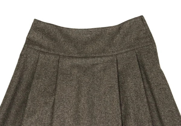 agnes b. Wool Tuck Flare Skirt K-162789_003