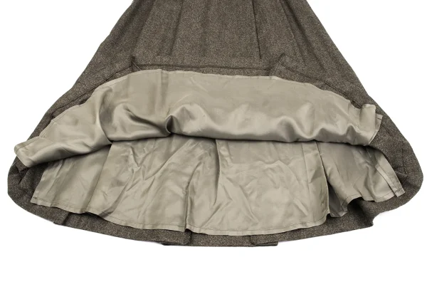 agnes b. Wool Tuck Flare Skirt K-162789_010