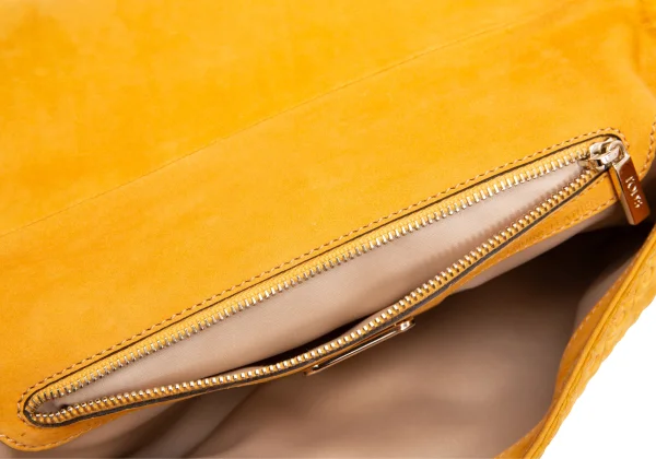 TOD'S Quilted Suede Chain Shoulder Bag K-162981_015