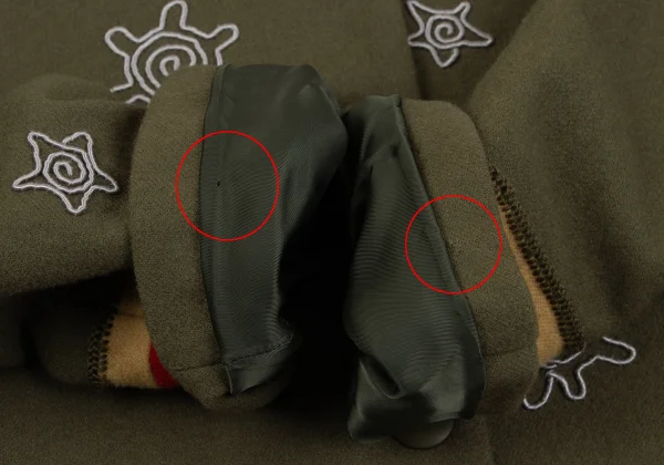 イッセイミヤケISSEY MIYAKE I.S. ウールエンブロイダリーノーカラージャケット カーキM K-162987_009