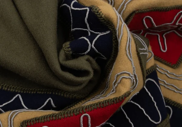 イッセイミヤケISSEY MIYAKE I.S. ウールエンブロイダリーセットアップ カーキM K-162989_019